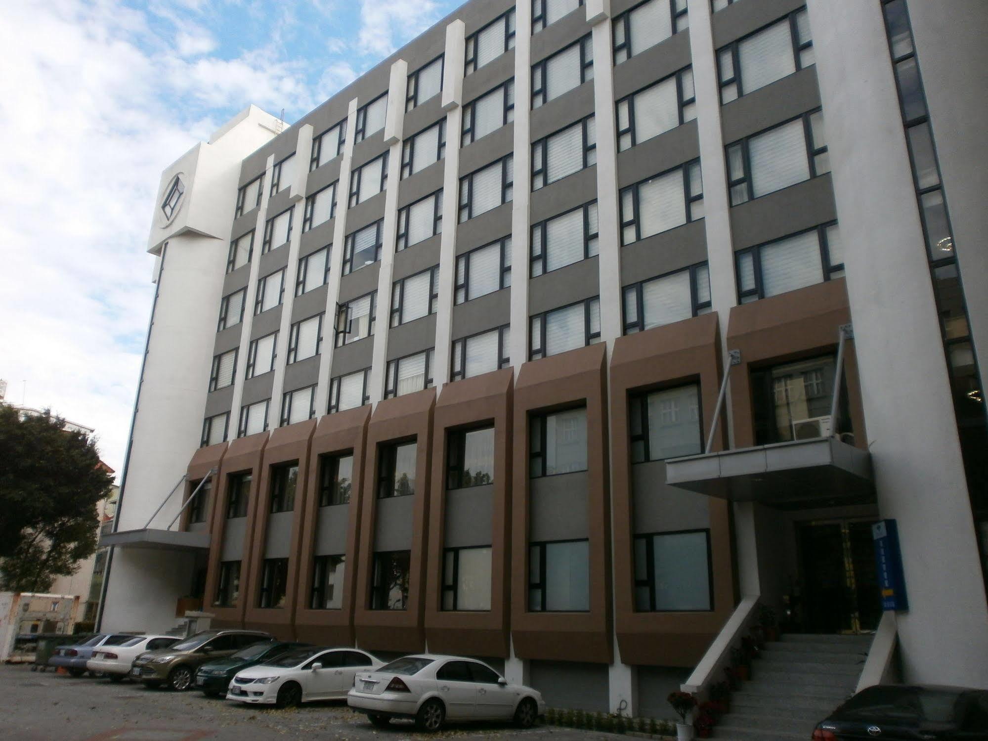 Hotel Kaohsiung International Plaza Exterior foto
